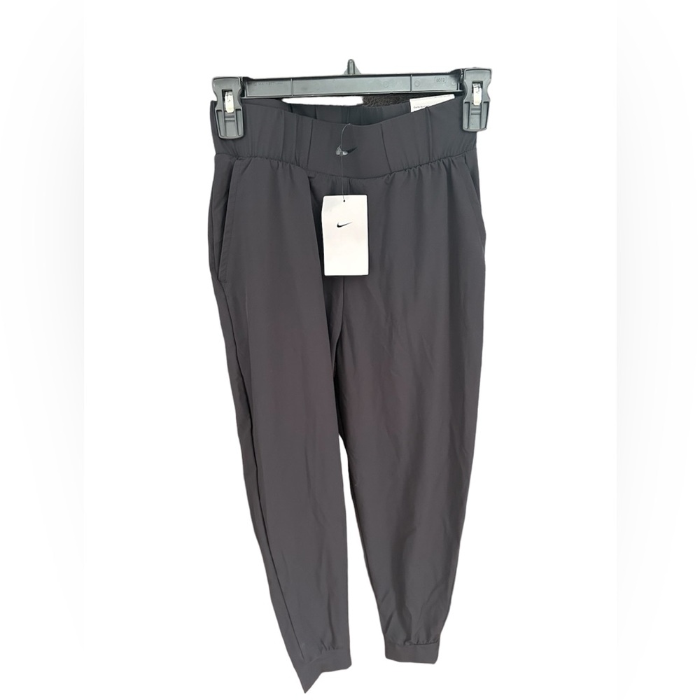 Women’s Nike Pants